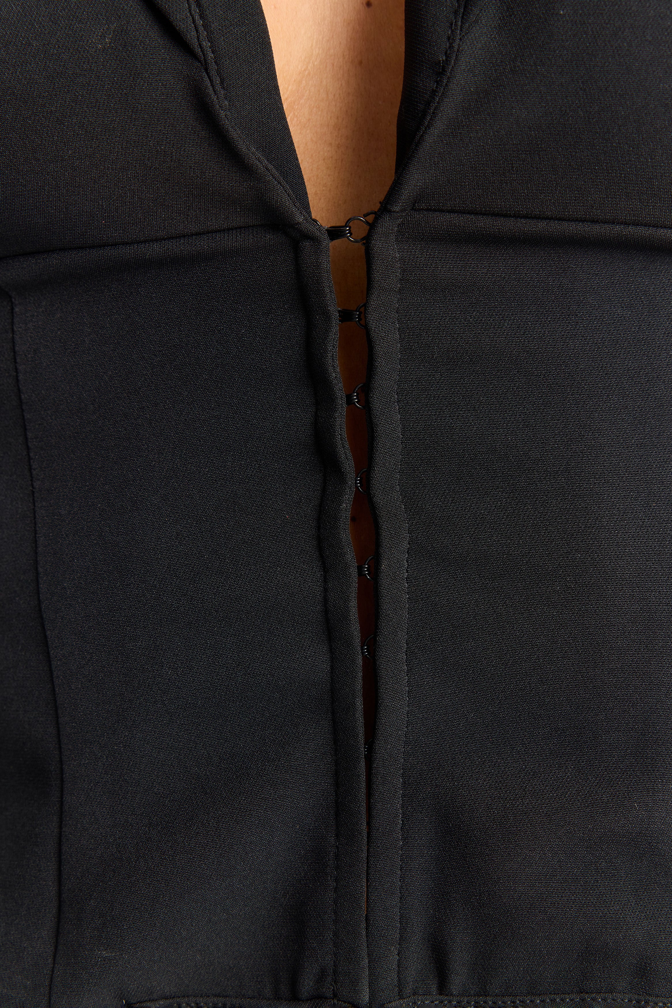 Raven Top Black