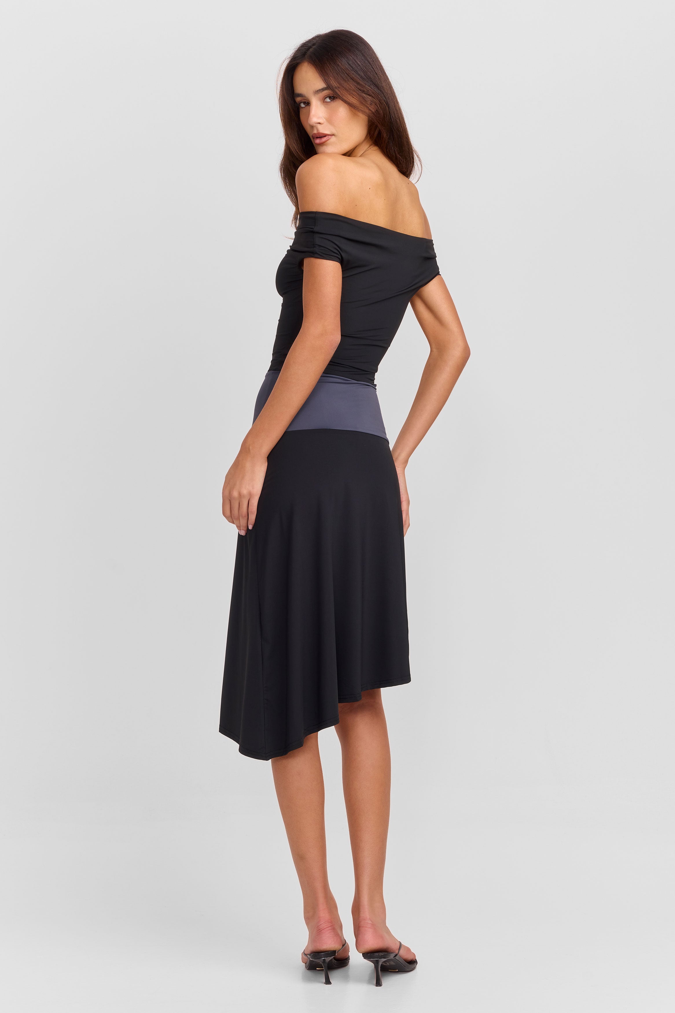 Holly Midi Dress Black / Grey