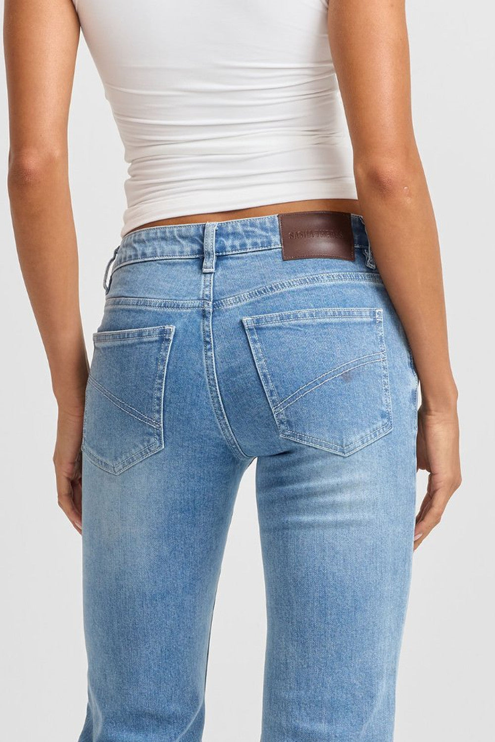 Montana Low Rise Jean Mid Blue