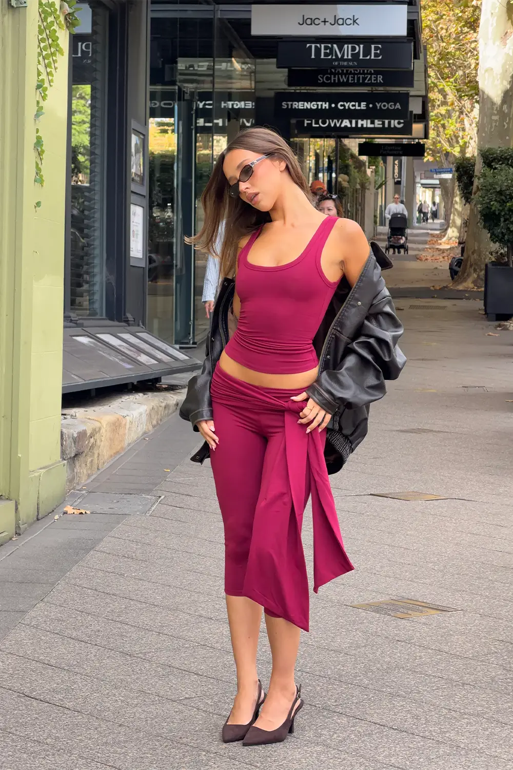 Elvira Capri Red